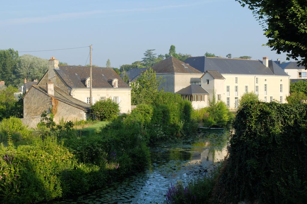 Gite Des Grands Moulins De Bauge ภายนอก รูปภาพ