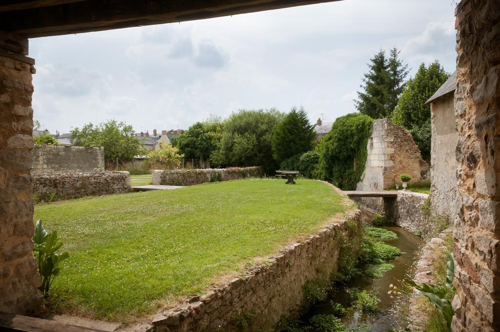 Gite Des Grands Moulins De Bauge ภายนอก รูปภาพ