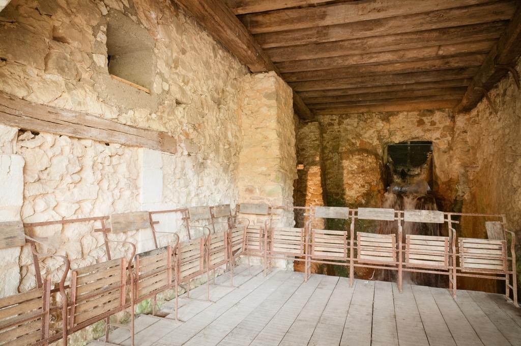 Gite Des Grands Moulins De Bauge ภายนอก รูปภาพ